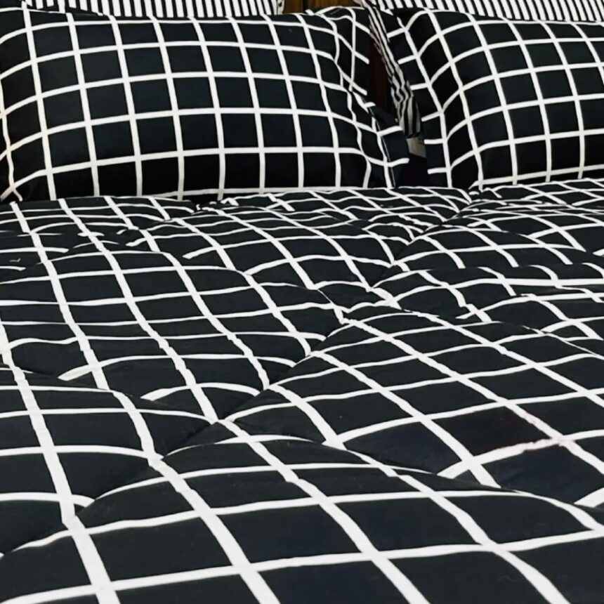 ملحفه مشکی سفید روتختی مشکی سفید پارچه روتختی سفید مشکی ملحفه چهارخانه سفید مشکی ملحفه چهارخونه مشکی سفید