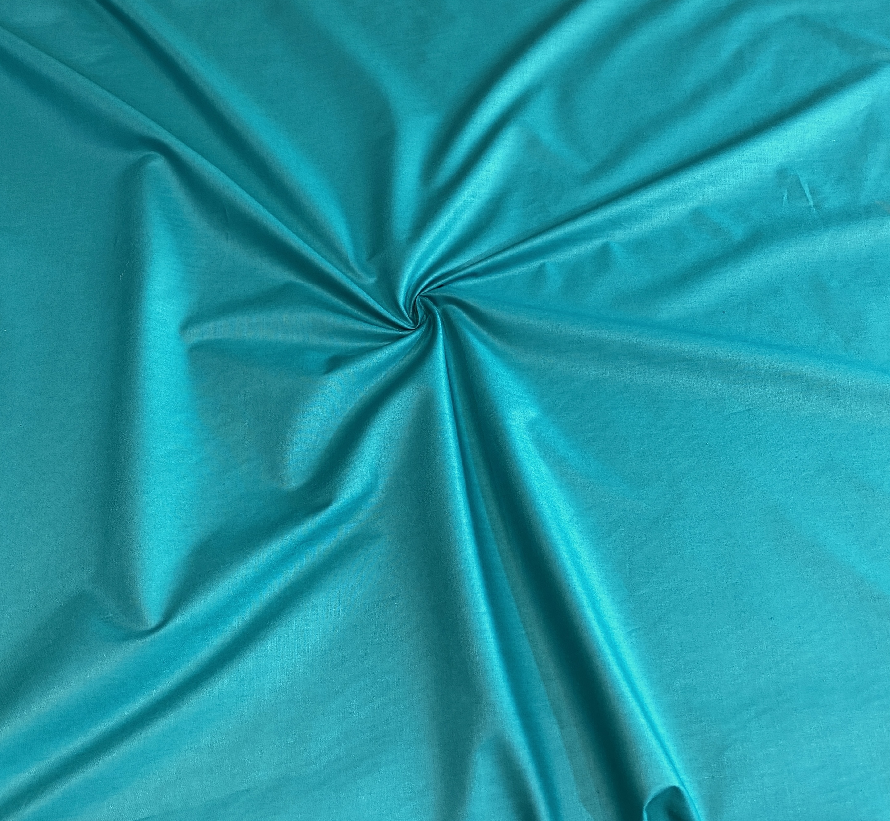 IMG_8049 ملحفه سبز کله غازی پارچه ساتینت سبز کله غازی